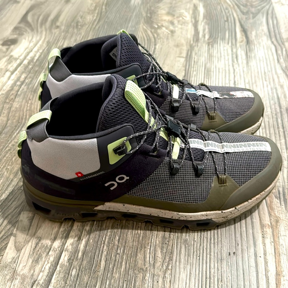 On Cloudtrax Hiking Shoes